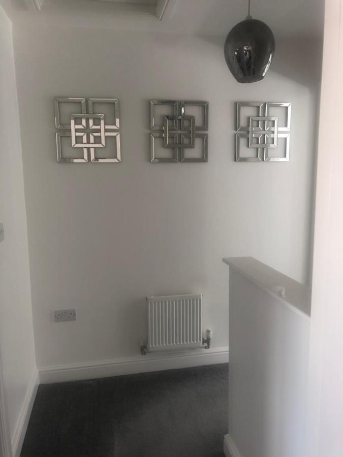 Barber House, Hoyland With Two Allocated Parking Spaces Esterno foto
