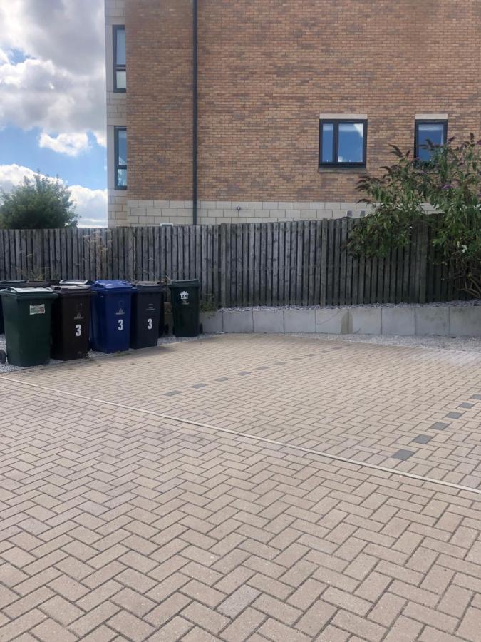 Barber House, Hoyland With Two Allocated Parking Spaces Esterno foto